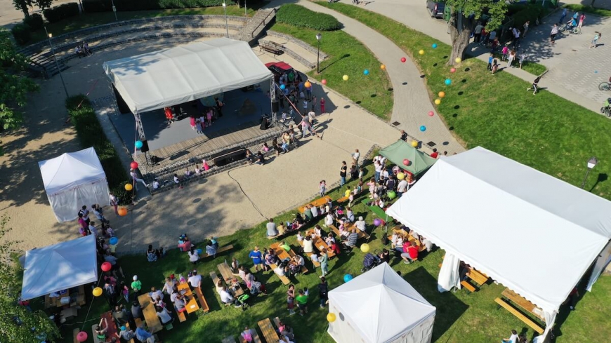 Család. Karrier. Nap